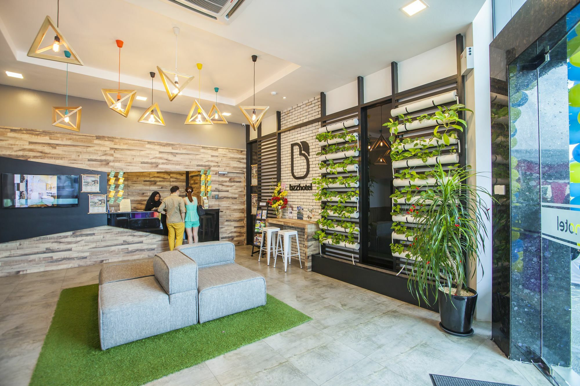 Bzz Hotel Skudai Exterior photo