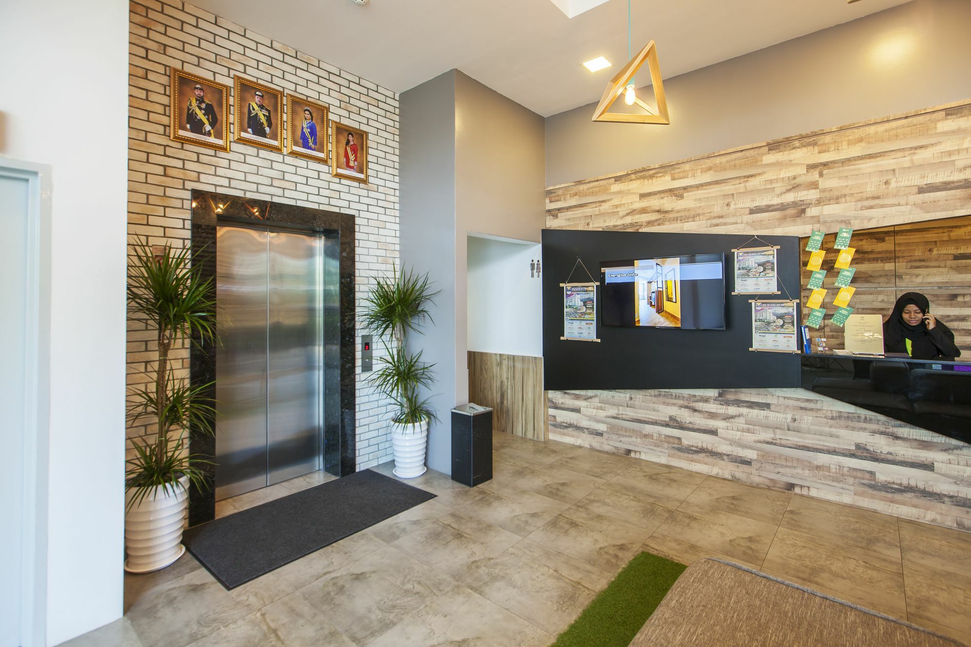 Bzz Hotel Skudai Exterior photo