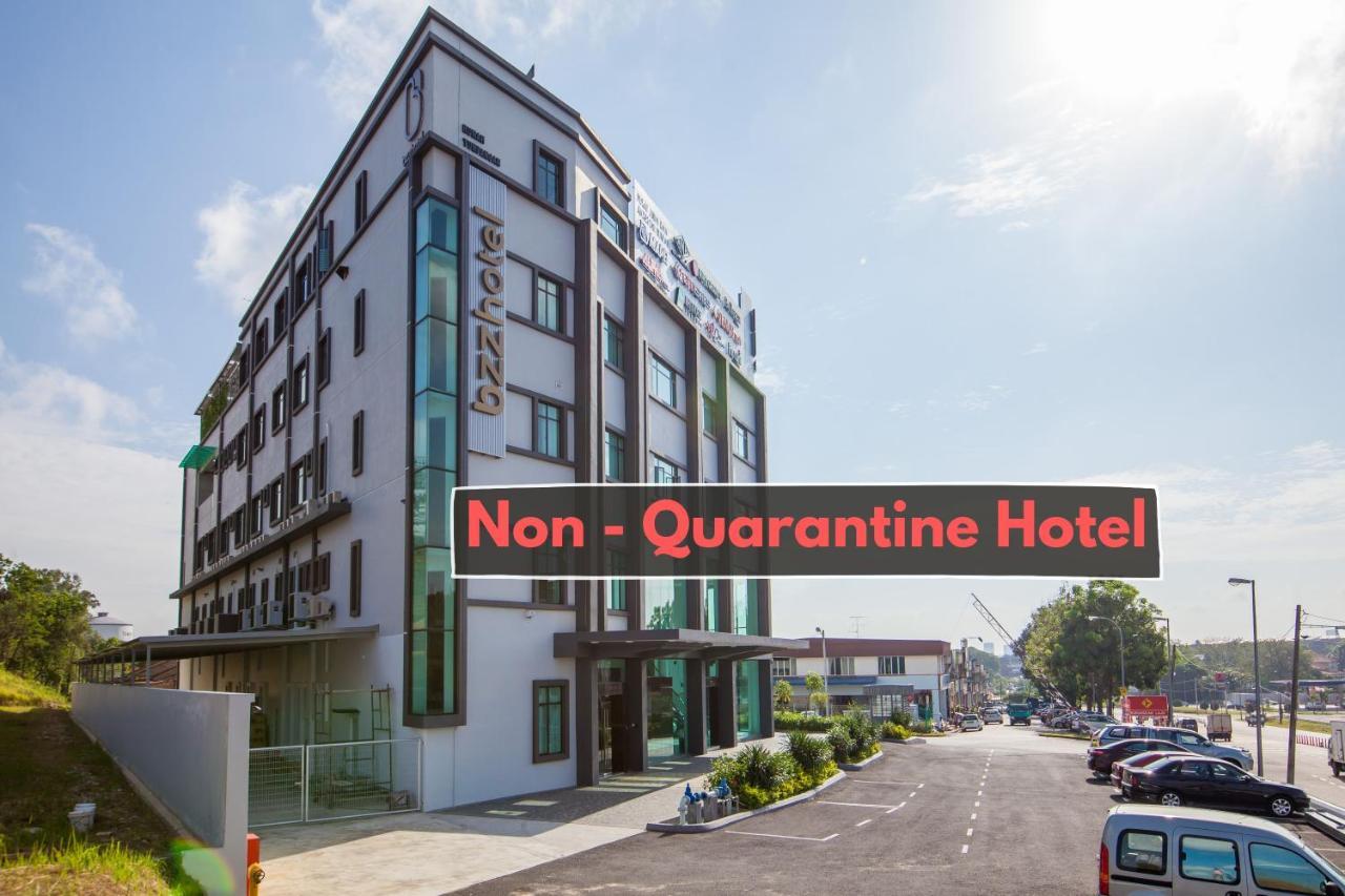 Bzz Hotel Skudai Exterior photo